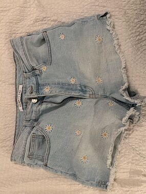 Celebrity Pink Light Blue Daisy Embroidered Denim Shorts